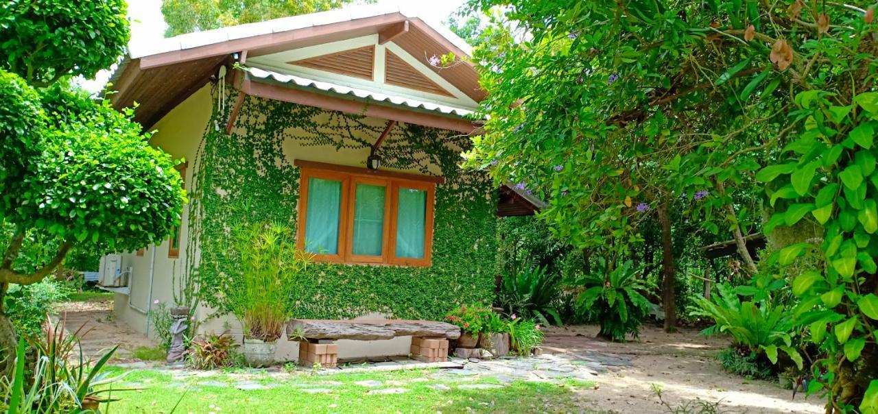 Rai Lung Tui Homestay Prachuap Khiri Khan Exterior photo